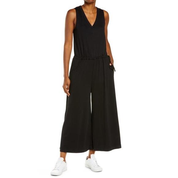 Sweaty Betty Pants - New SWEATY BETTY Cruise V-Neck Wide Leg Cropped Jumpsuit Black Size M Retail$128